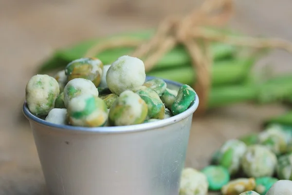 Groene sojabonen met coating — Stockfoto