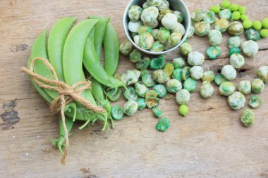 Yeşil soya fasulyesi ile kaplı