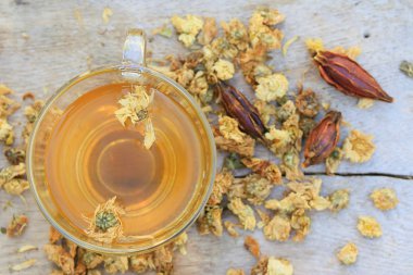 Chrysanthemum çayı ve kurutulmuş