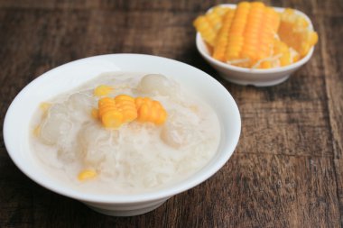 yapışkan pirinç puding ve Mısır