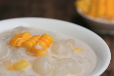 yapışkan pirinç puding ve Mısır