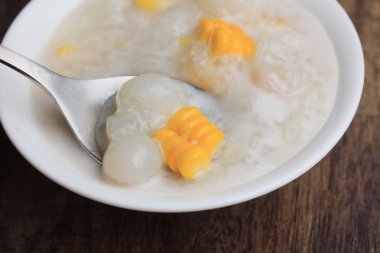 yapışkan pirinç puding ve Mısır