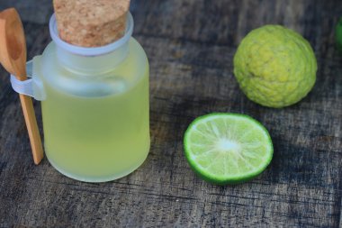 taze Güney Afrika'da bir kabile kireç petrol