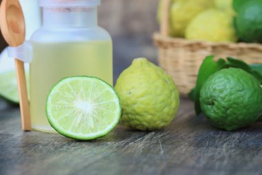 taze Güney Afrika'da bir kabile kireç petrol