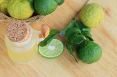 taze Güney Afrika'da bir kabile kireç petrol