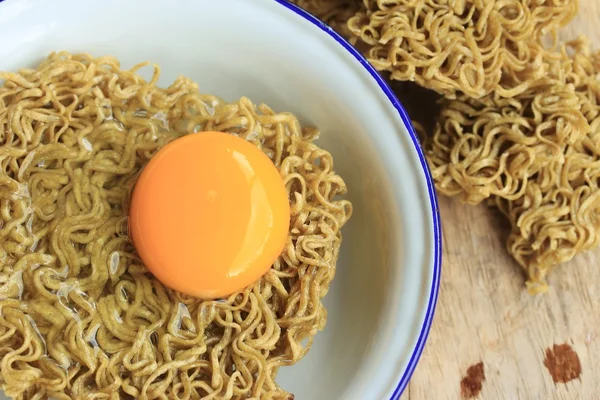 tasty dried instant noodles