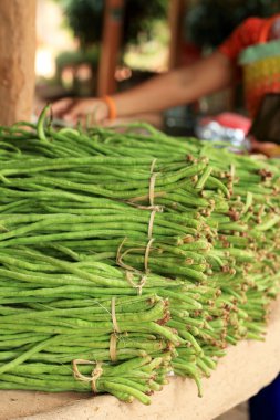 piyasada uzun fasulye