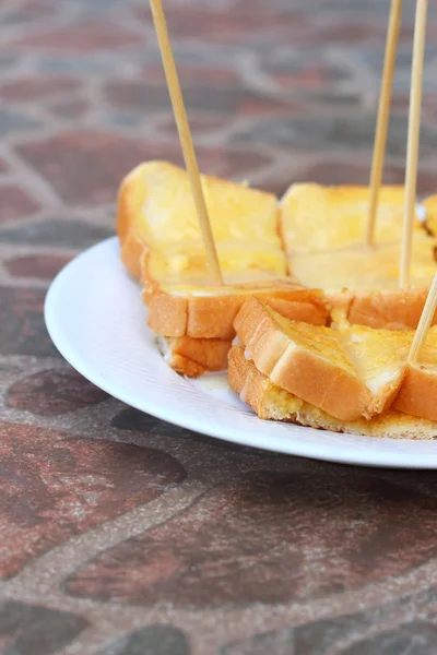 Toast con burro e cospargere di zucchero — Foto Stock