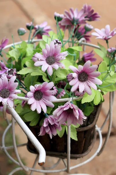 Schön von Chrysanthemen künstliche Blumen — Stockfoto