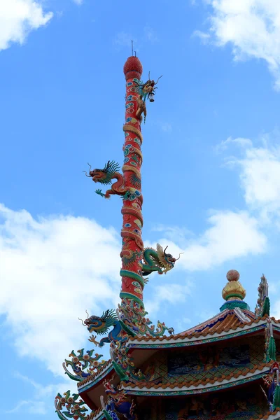 Drachen im Tempel. — Stockfoto