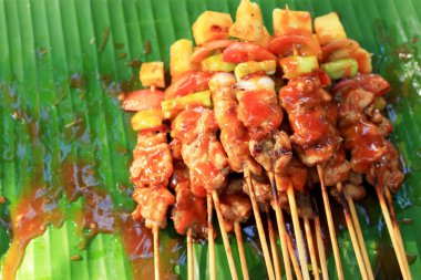 Bar-BQ veya barbekü ızgara et