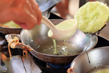 Tayland tatlı - kızarmış hamur geleneksel