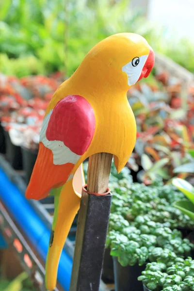 Aves de escultura para decoração de jardim — Fotografia de Stock