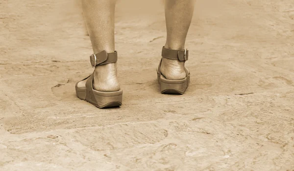 Pernas e sapatos — Fotografia de Stock