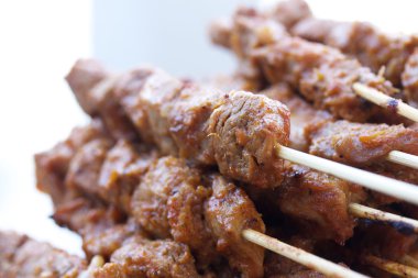 Bar-BQ veya barbekü ızgara et