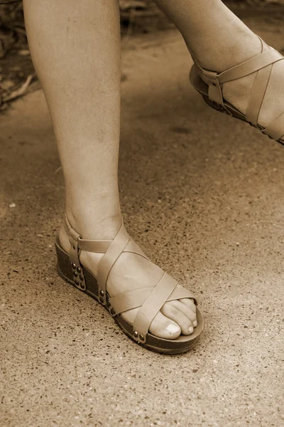 Piernas y zapatos —  Fotos de Stock