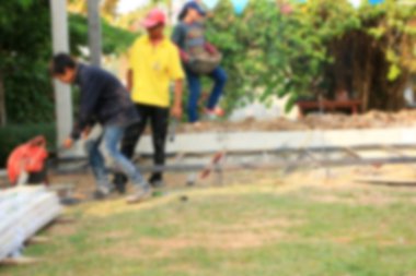 Bulanık inşaat işçileri