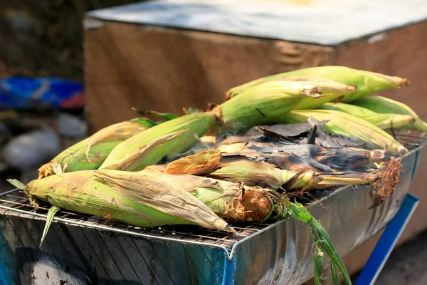 Roasted barbecue corn - grilled corn — Stock Photo, Image