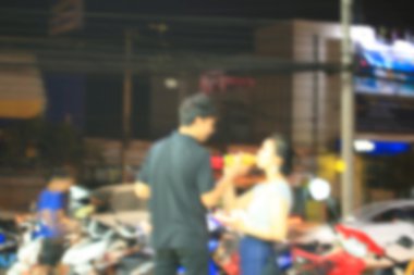 Şehirdeki bulanık insanlar