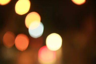 Geceleri araba bulanıklaşıyor.