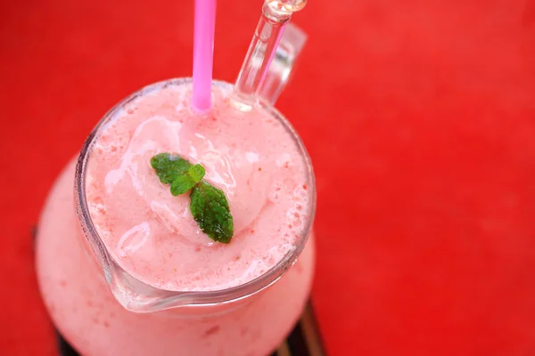 Strawberry smoothie. — Stock Photo, Image