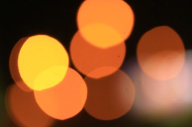 Geceleri araba bulanıklaşıyor.