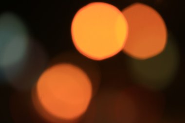 Geceleri araba bulanıklaşıyor.