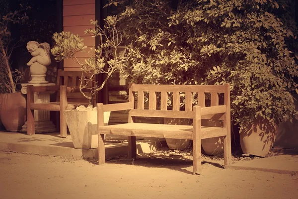 Vintage bench chair — Stock Photo, Image