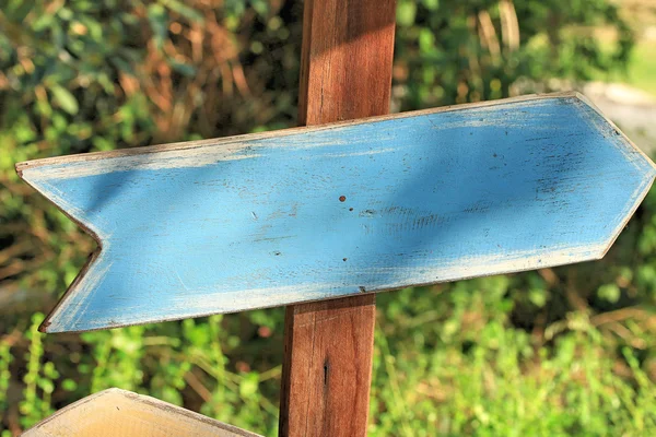 Freccia segno legno vintage . — Foto Stock
