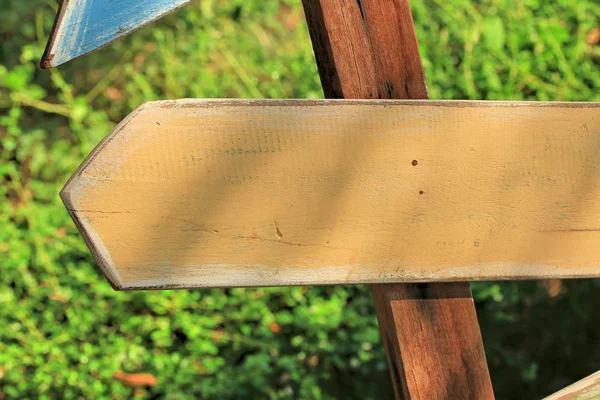 Arrow sign wood vintage. — Stock Photo, Image