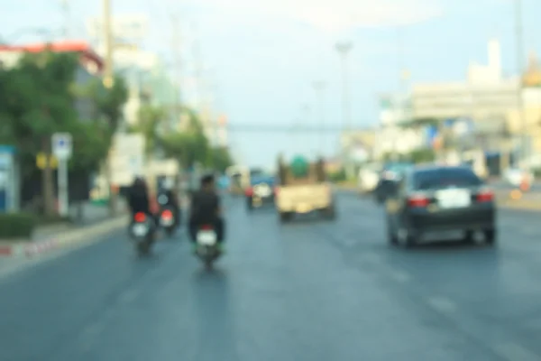 Difuminado de coche en la ciudad — Foto de Stock