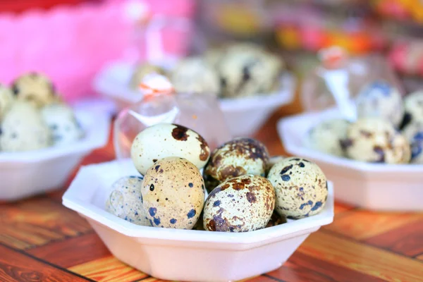 Quail eggs — Stock Photo, Image