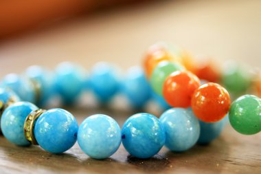 Bilezik parlak renkler - yeşim