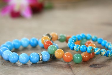 Bilezik parlak renkler - yeşim