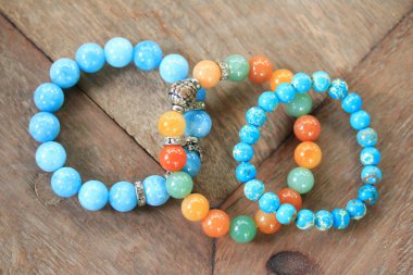 Bilezik parlak renkler - yeşim