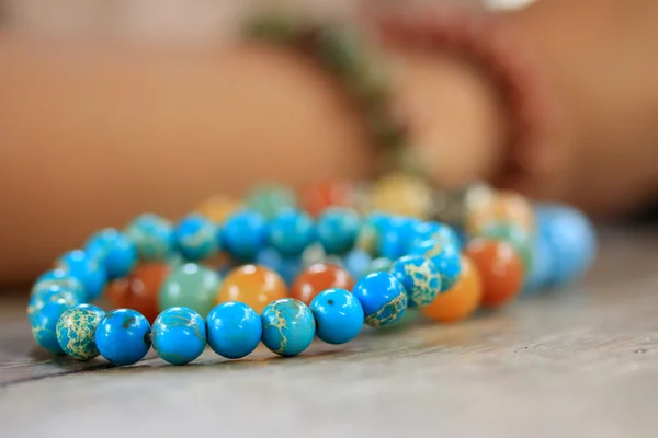 Armband ljusa färger - jade — Stockfoto