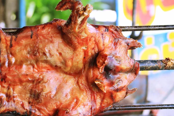 Barbecued suckling pig - roasted pig — Stock Photo, Image