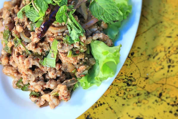 タイのピリ辛ひき肉サラダ — ストック写真
