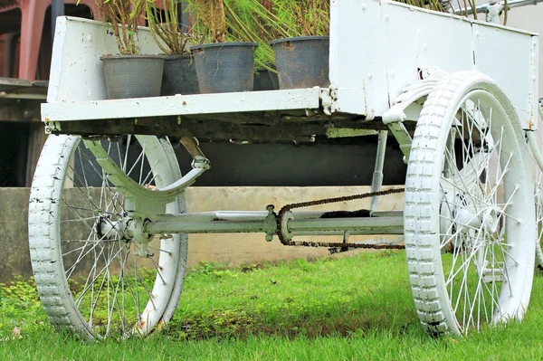 Vintage witte fiets — Stockfoto