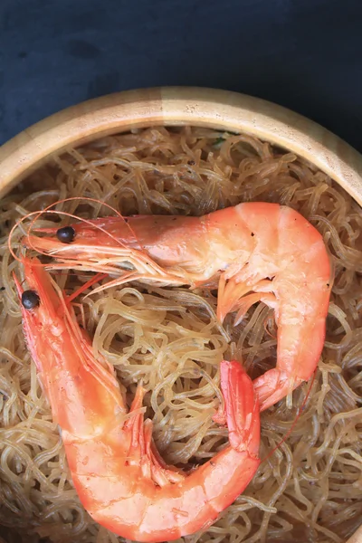 海老と春雨の中華料理 — ストック写真