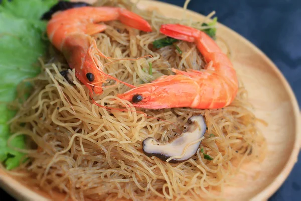 Garnelen mit Vermicelli - chinesisches Essen — Stockfoto