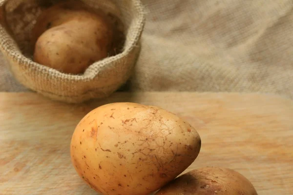 Frische Kartoffeln — Stockfoto