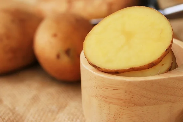 Frische Kartoffeln — Stockfoto