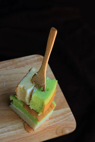 Pandan cake met room — Stockfoto