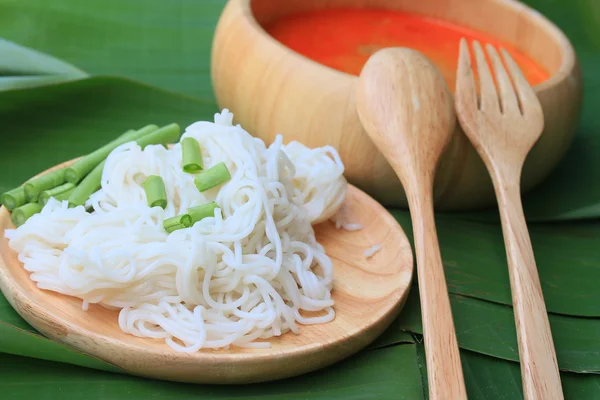 Rice noodle and curry soup — Stock Photo, Image