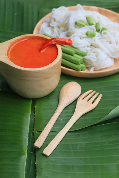 Fideos de arroz y sopa de curry — Foto de Stock
