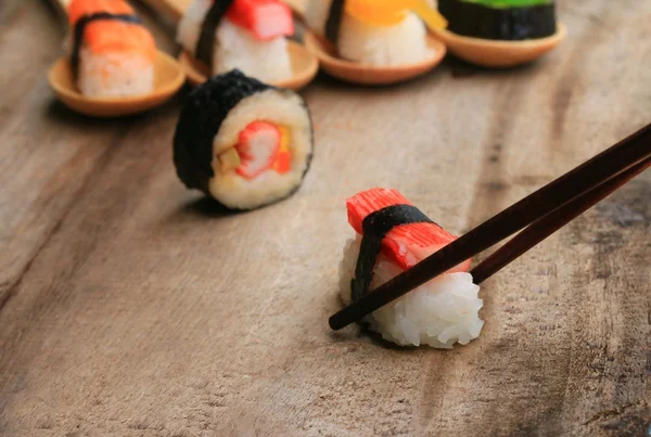 Sushi - japonské jídlo — Stock fotografie