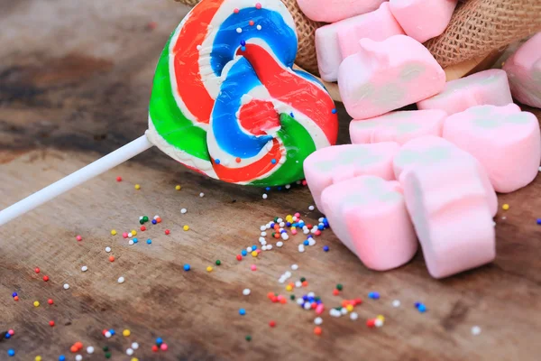 Pink marshmallows and candy sweet valentine — Stock Photo, Image