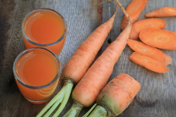 Fresh carrot juice — Stock Photo, Image