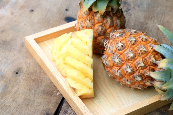 Ananas vruchten — Stockfoto